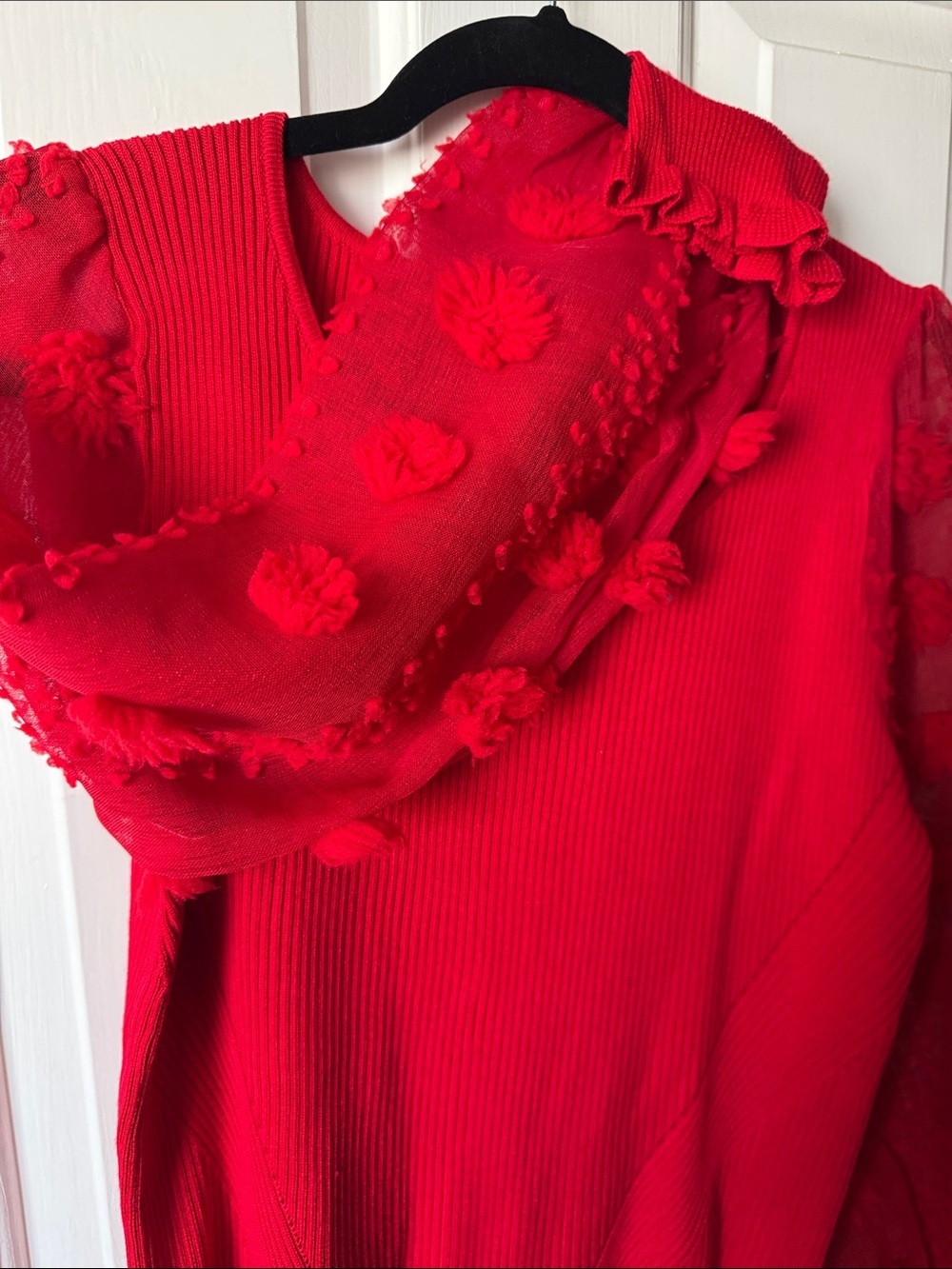 Red Textured Puff Sleeve Top - Picture 2 of 4